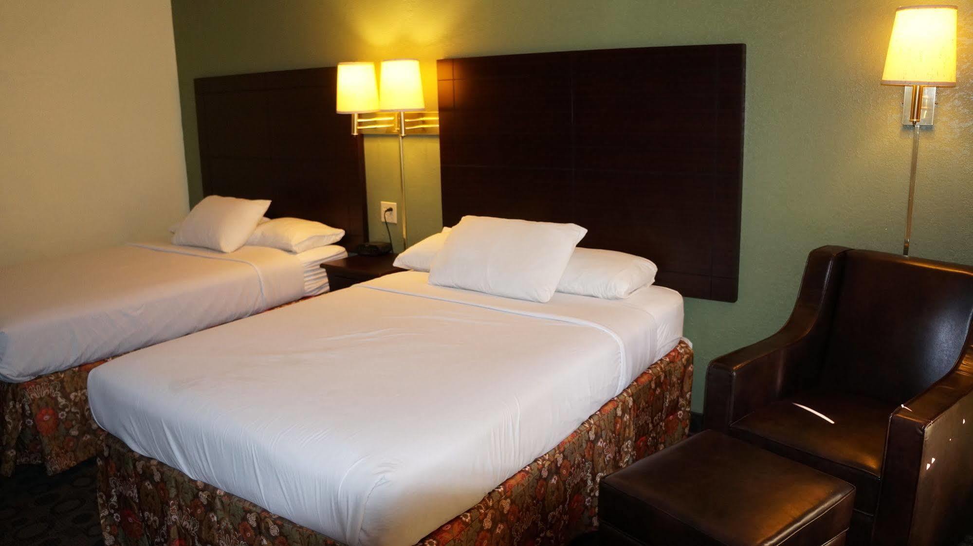 Regency Inn Pittsburg Extérieur photo
