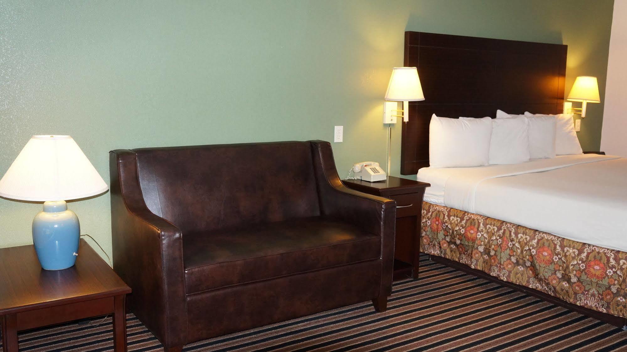 Regency Inn Pittsburg Extérieur photo