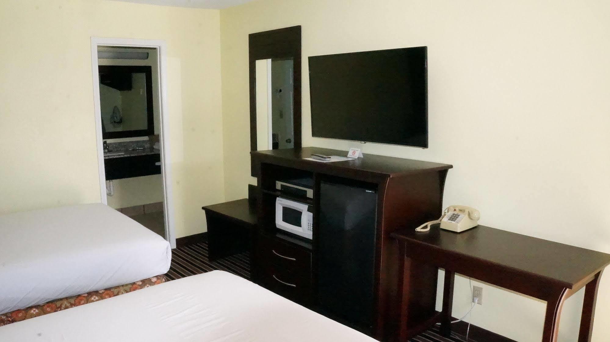 Regency Inn Pittsburg Extérieur photo