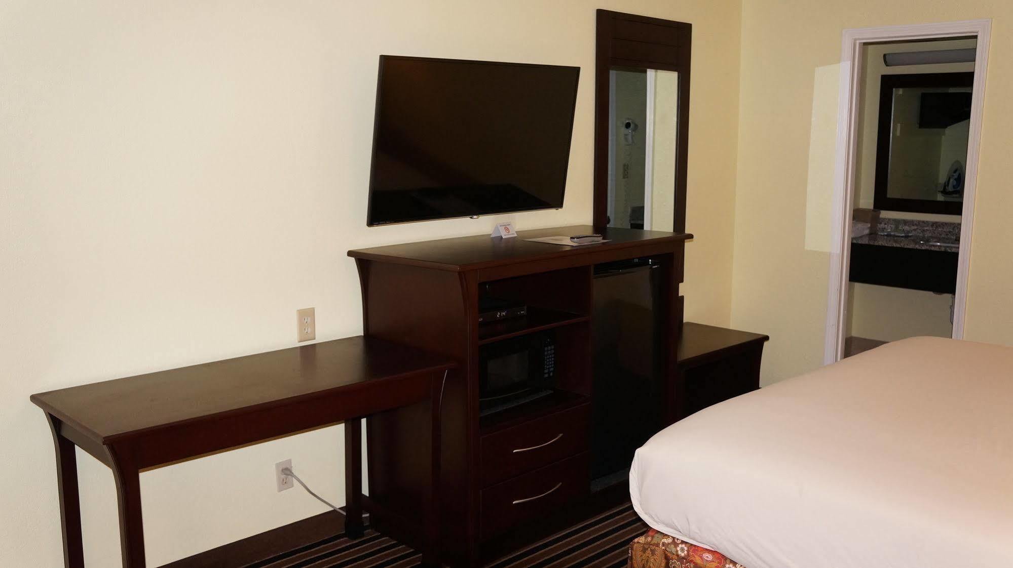Regency Inn Pittsburg Extérieur photo